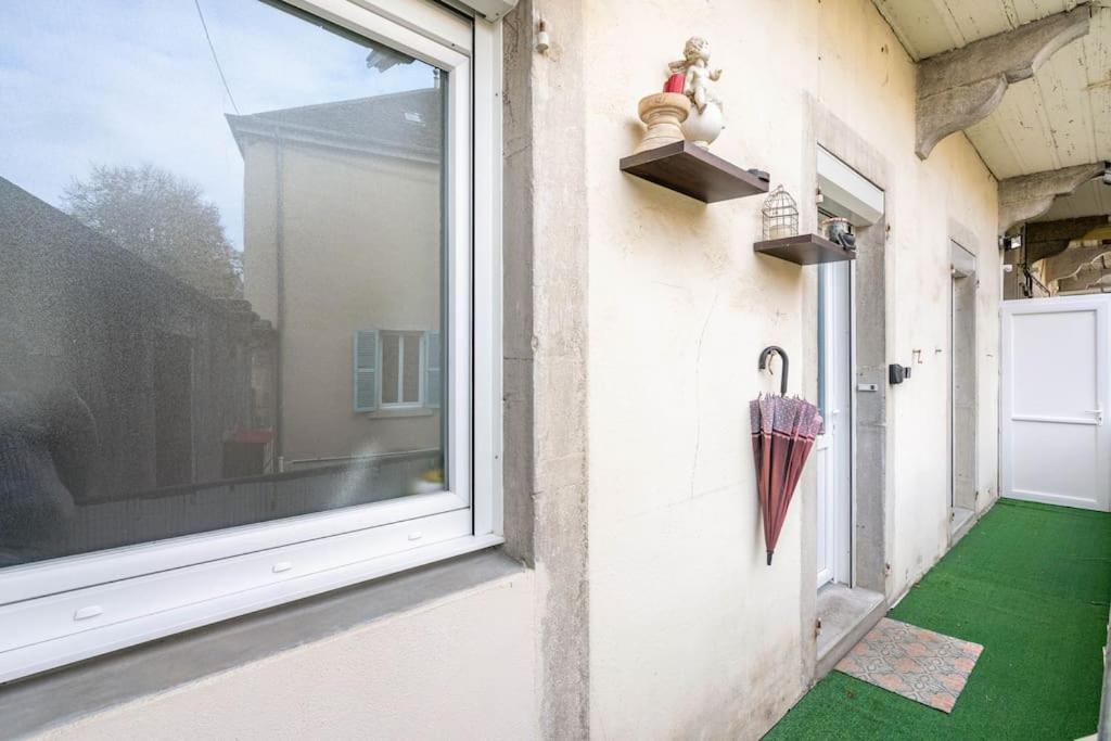 Superbe Appartement Avec Parking Gratuit Lons-le-Saunier Dış mekan fotoğraf